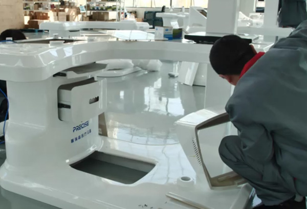 ɽ������ɭ�������һ�������ʦ��װ����