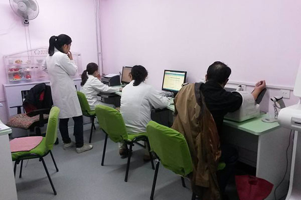 ����С�ݹ㷺��չ���������