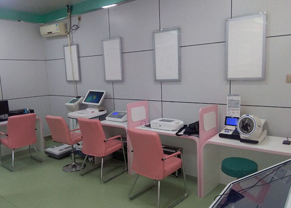 ��ƽ���˴�������н���С��