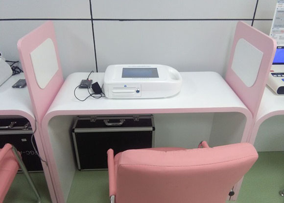 �������˴�����ι۽���С��