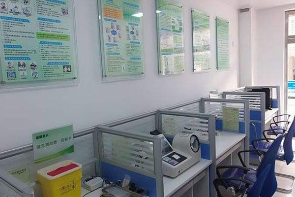 ����С�ݶ�����ҽ��ʵ�ֵ���Ҫ����