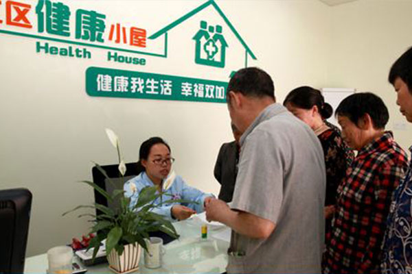 ����С��Ӧ���������������������ļ�ֵ�۲�����о�